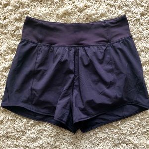 Lululemon Lean In 2” Short
